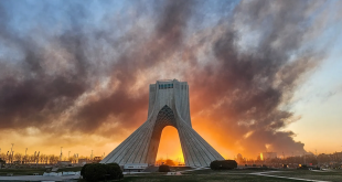 کارگران ایرانی زیر آتش بمب‌ها